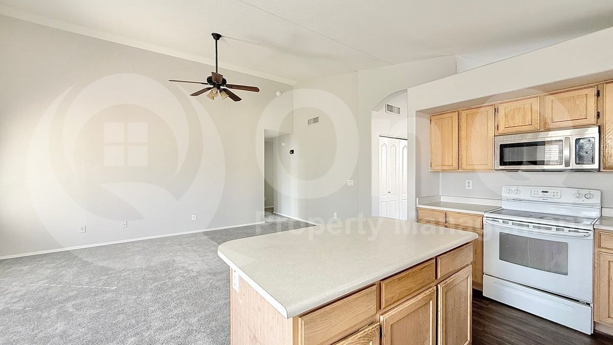 2283 E Smoke Tree Rd - Photo 7 of 27