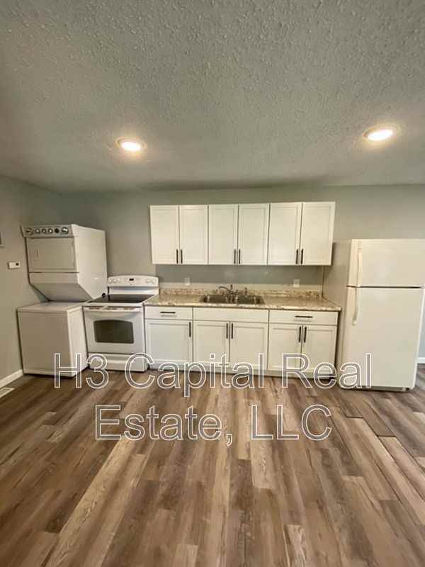 4900 Maryville Road #A - Photo 4 of 9