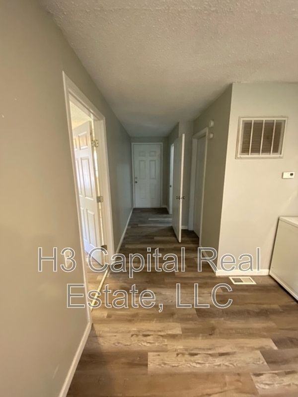 4900 Maryville Road #A - Photo 5 of 9