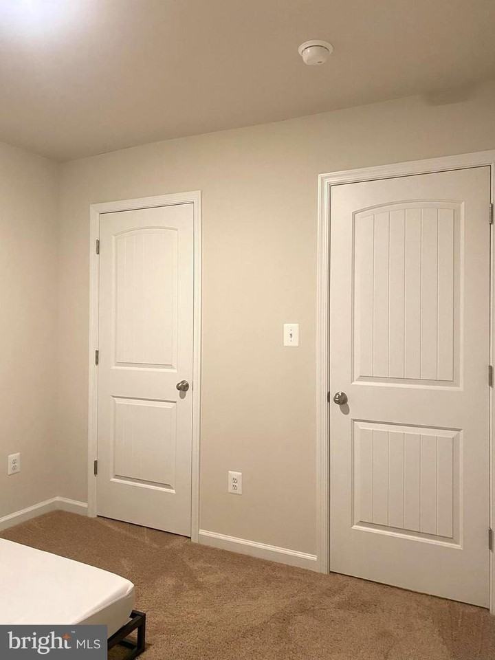 94 Paddington St #1 - Photo 7 of 29