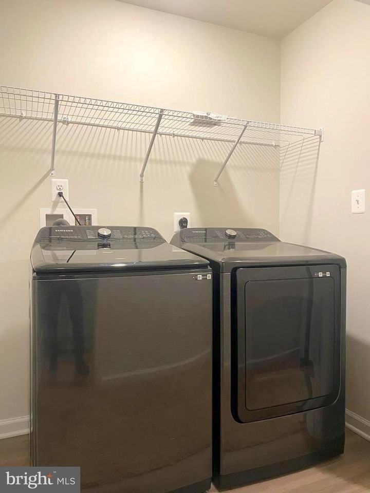 94 Paddington St #1 - Photo 3 of 29