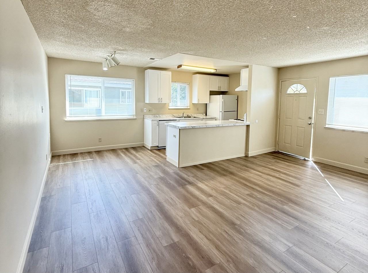 2120 Chrysler Dr #2 - Photo 5 of 11