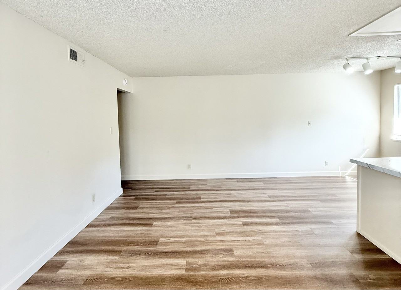 2120 Chrysler Dr #2 - Photo 4 of 11