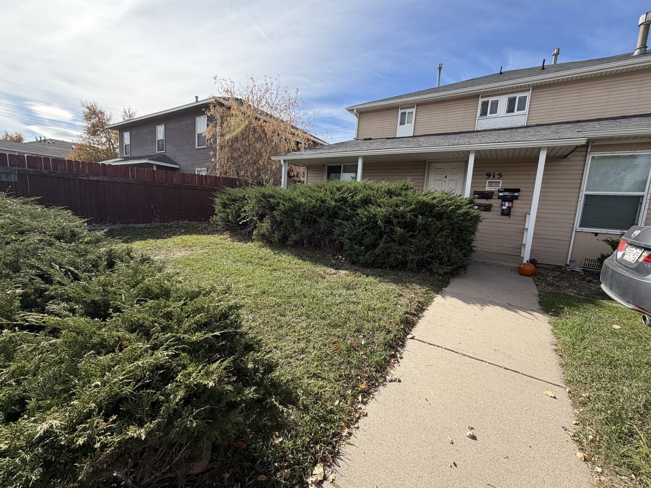 915 30th St #C - Photo 2 of 29