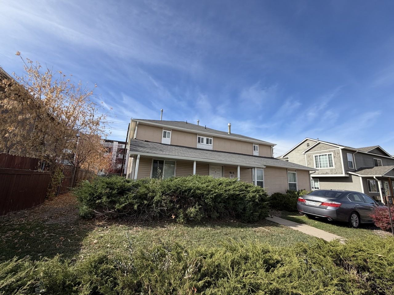 915 30th St #C - Photo 7 of 29