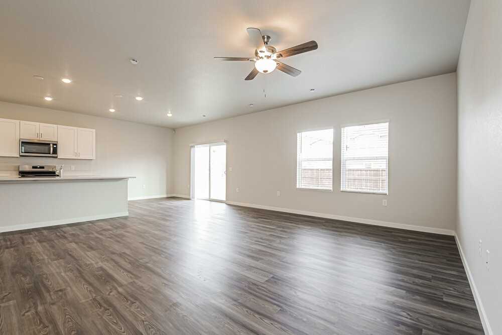 2186 Flower Blosom Ave - Photo 7 of 17