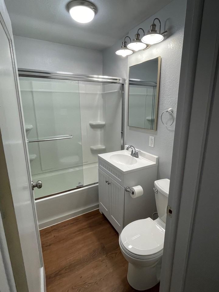 619 S 10th Ave #1 - Photo 7 of 12