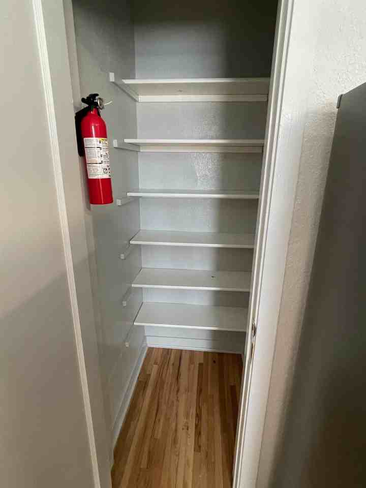 619 S 10th Ave #1 - Photo 5 of 12