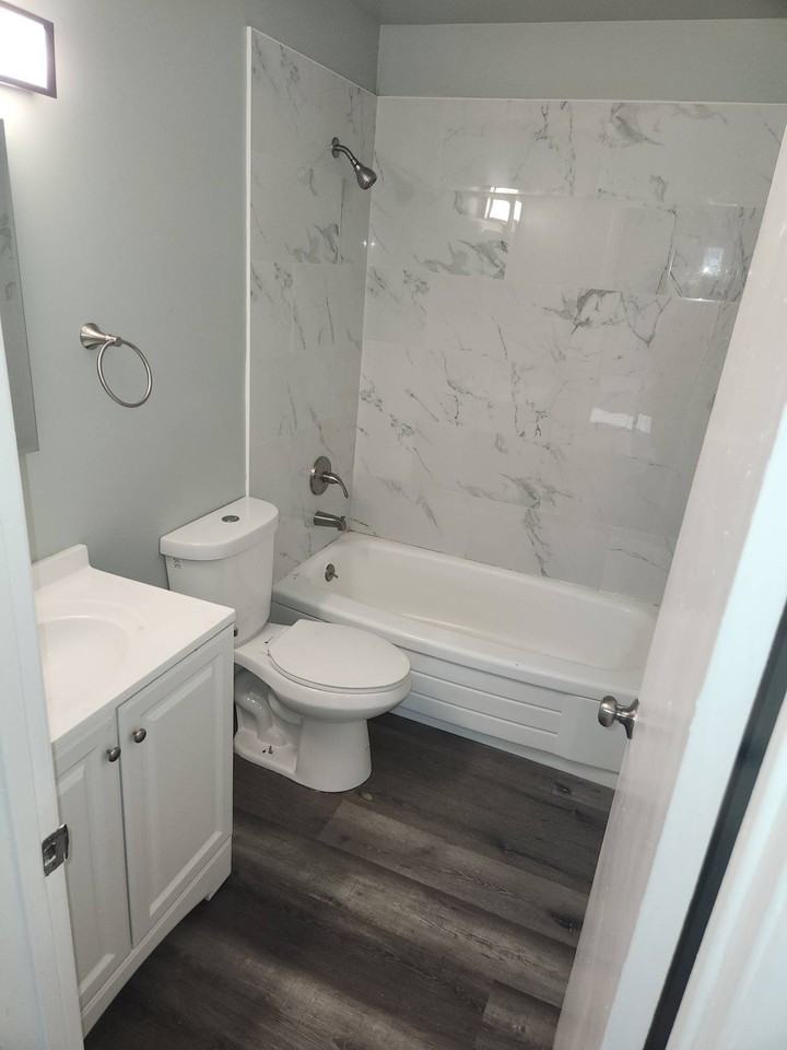 2015 82nd Ave #3 - Photo 3 of 7