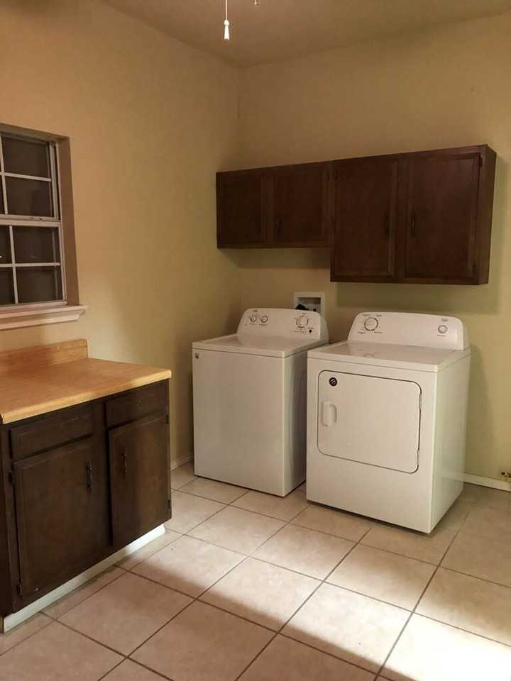 6209 Circle Dr #B - Photo 2 of 4