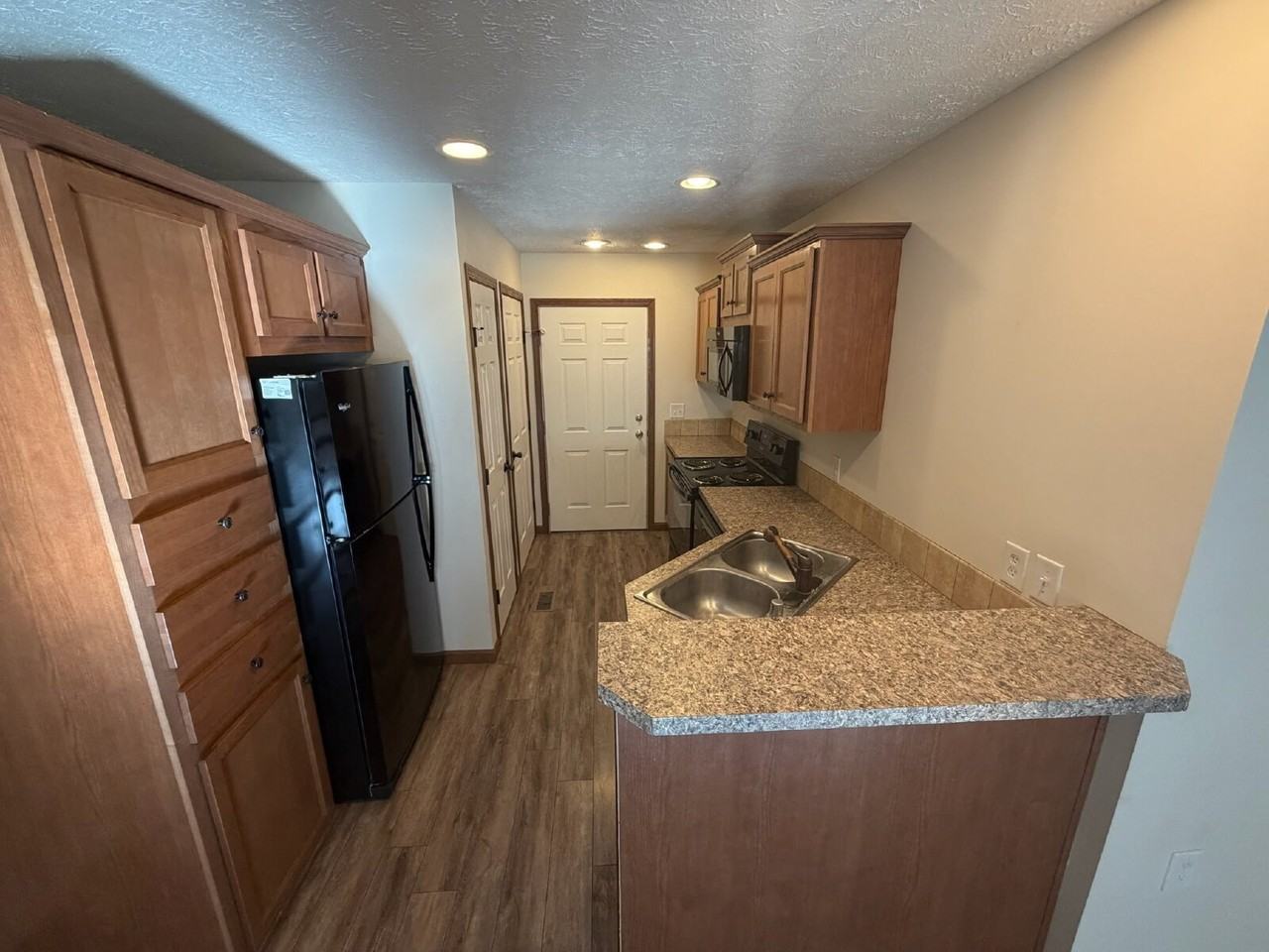 24 Central Ave - Photo 3 of 6