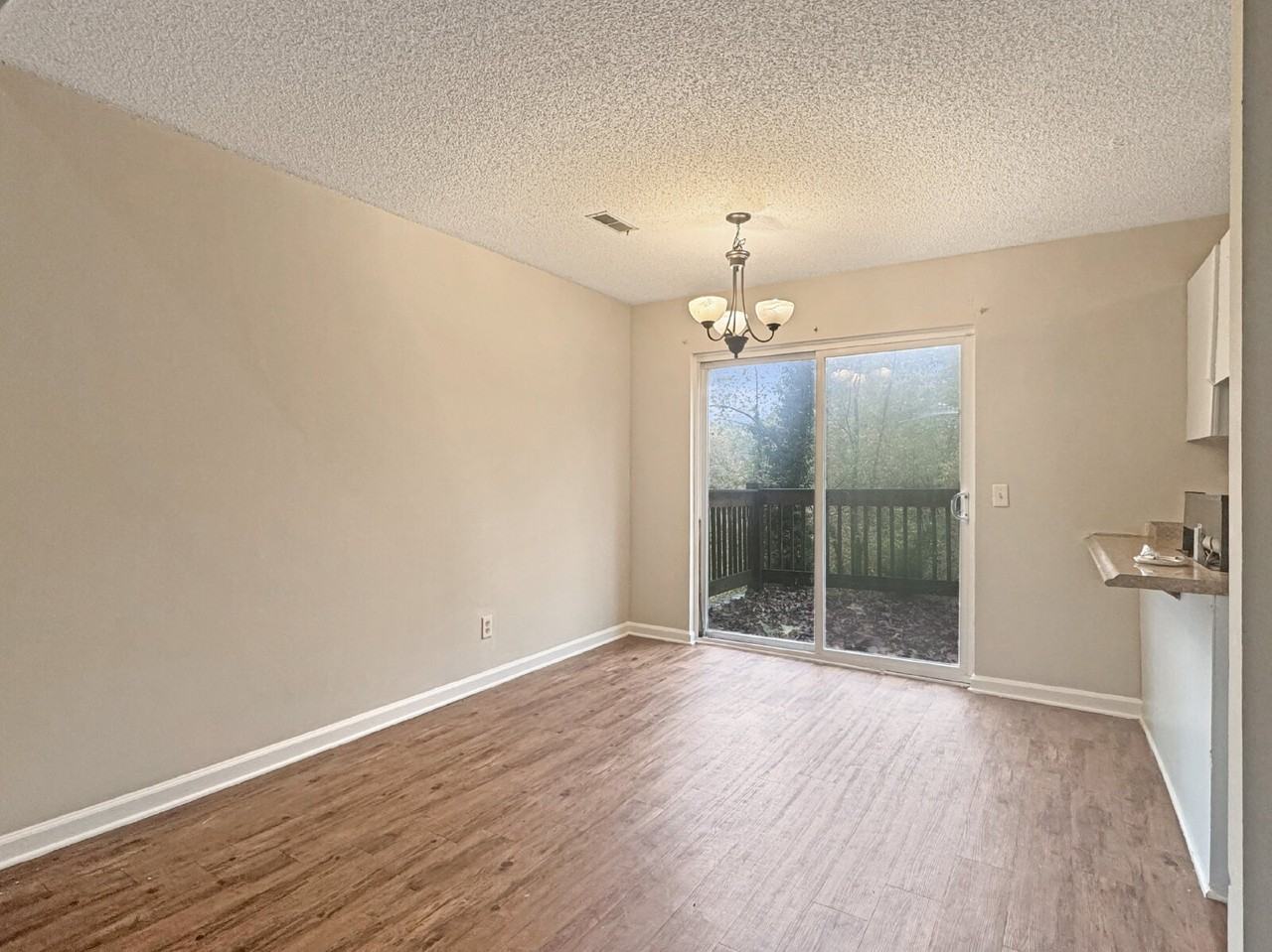 3942 Darryl Ln - Photo 3 of 9