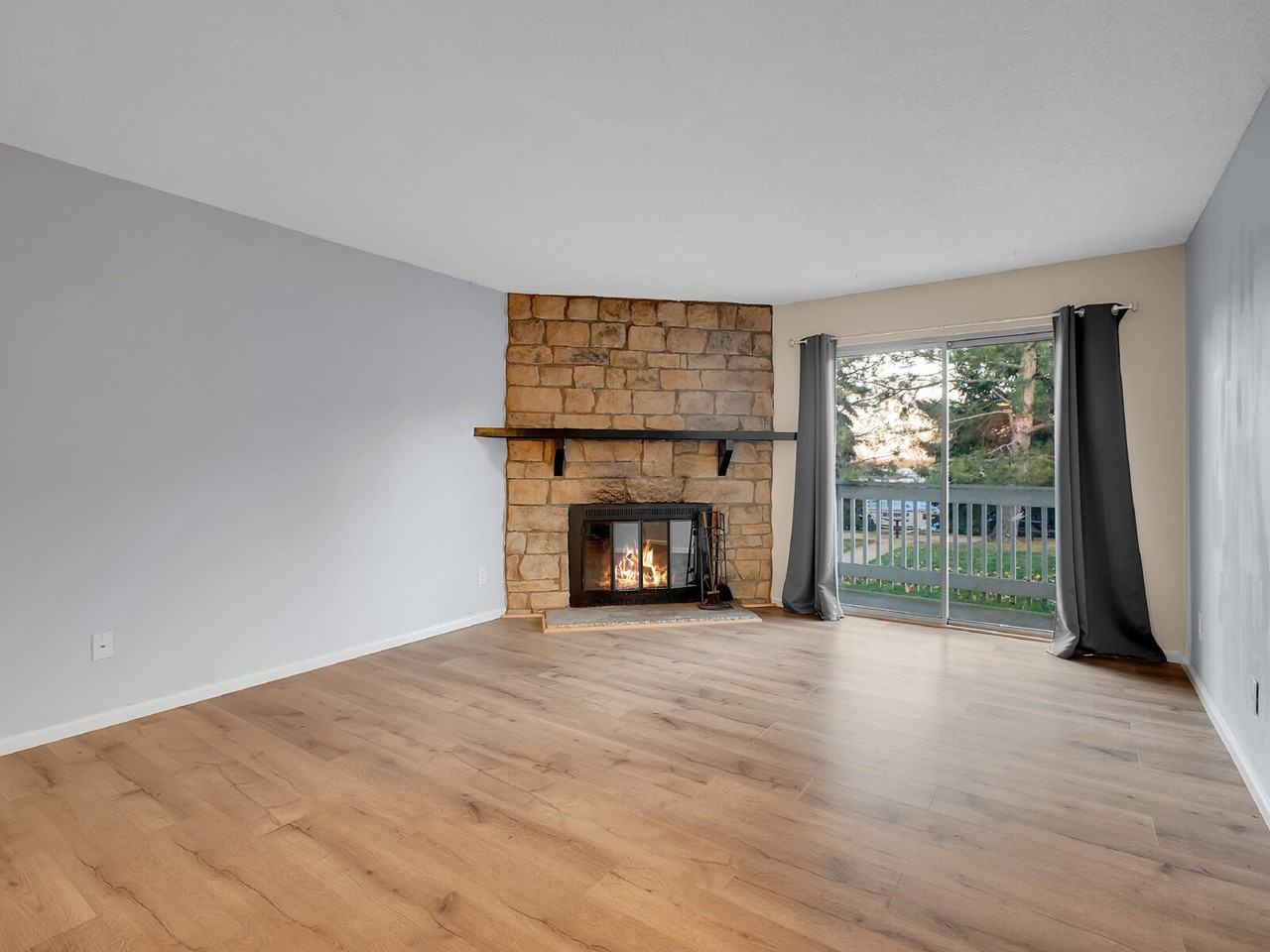 14142 E Colorado Dr #101 - Photo 4 of 44