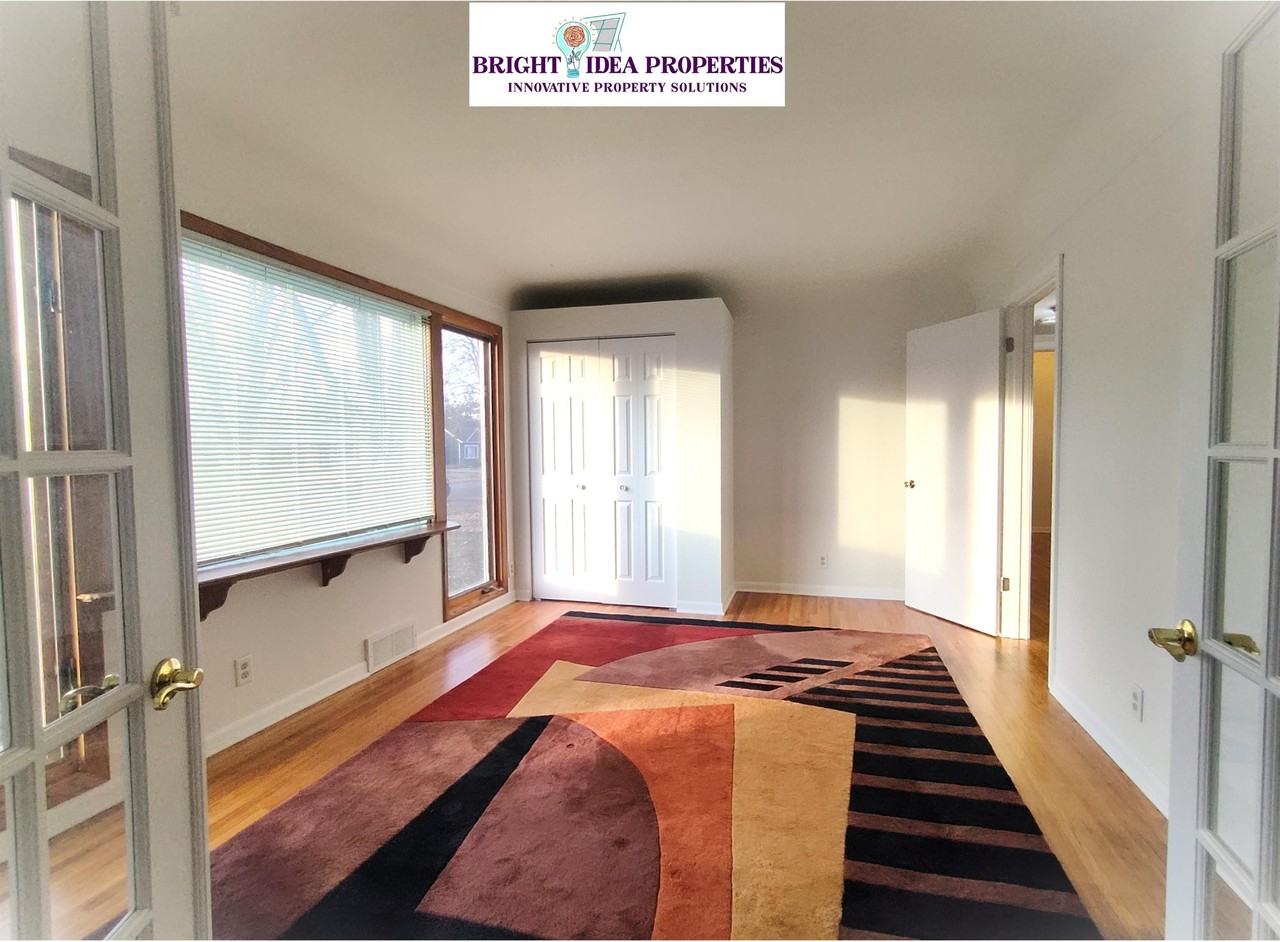 4818 Hampshire Ave N #1 - Photo 3 of 8