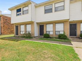 700 San Pedro Drive - Photo 1 of 1