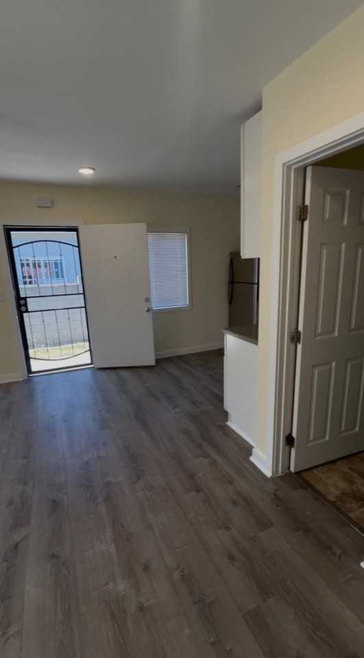 125 E 104th St - Photo 3 of 10