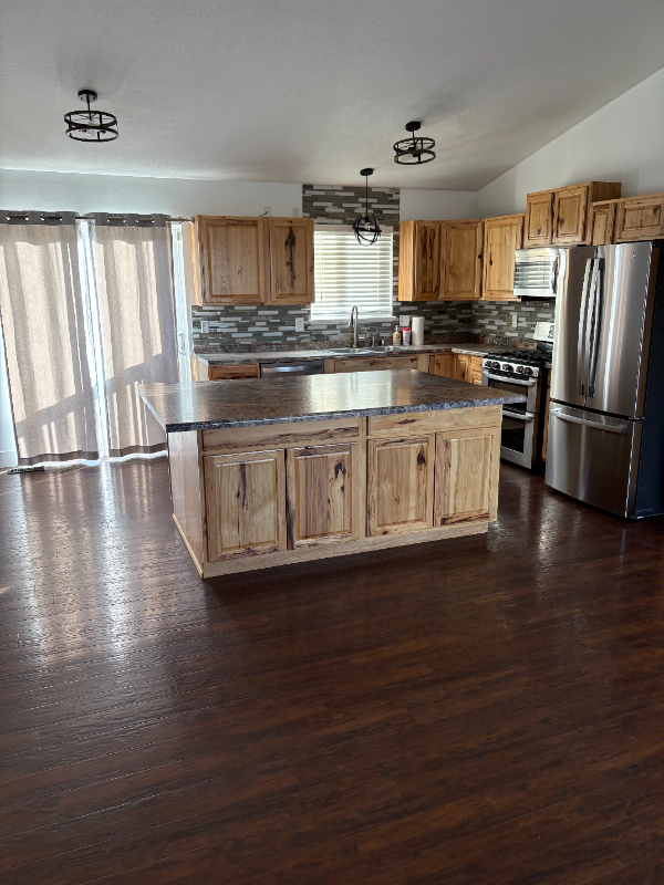 742 Eastsouth - Photo 3 of 20