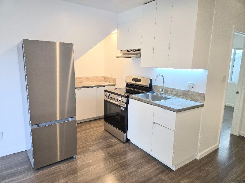 3121 Larga Ave #1 - Photo 3 of 16