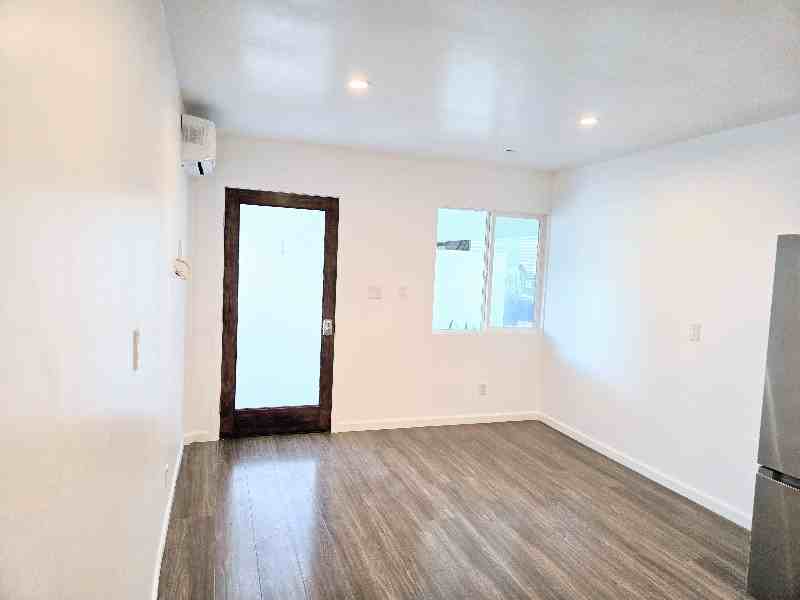 3121 Larga Ave #1 - Photo 4 of 16