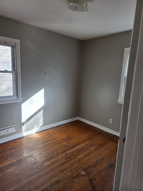 5907 Jackson Ave - Photo 4 of 9