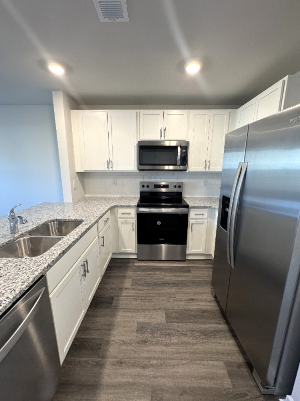 138 Bayou Loop - Photo 6 of 20