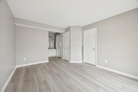 102 Dudley Ave - Photo 3 of 14