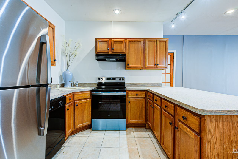 313 East Spring Street #2 - Photo 2 of 14