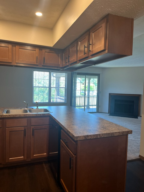 1289 Island Bay Dr Apt B #B - Photo 2 of 11