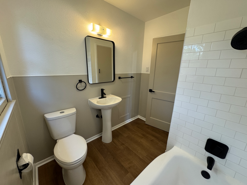 510 Mitchell Ave - Photo 3 of 8