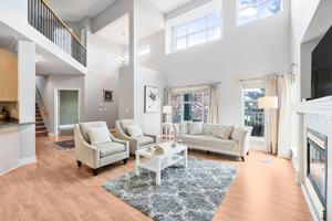 featured image of 2152 Turnberry Lane