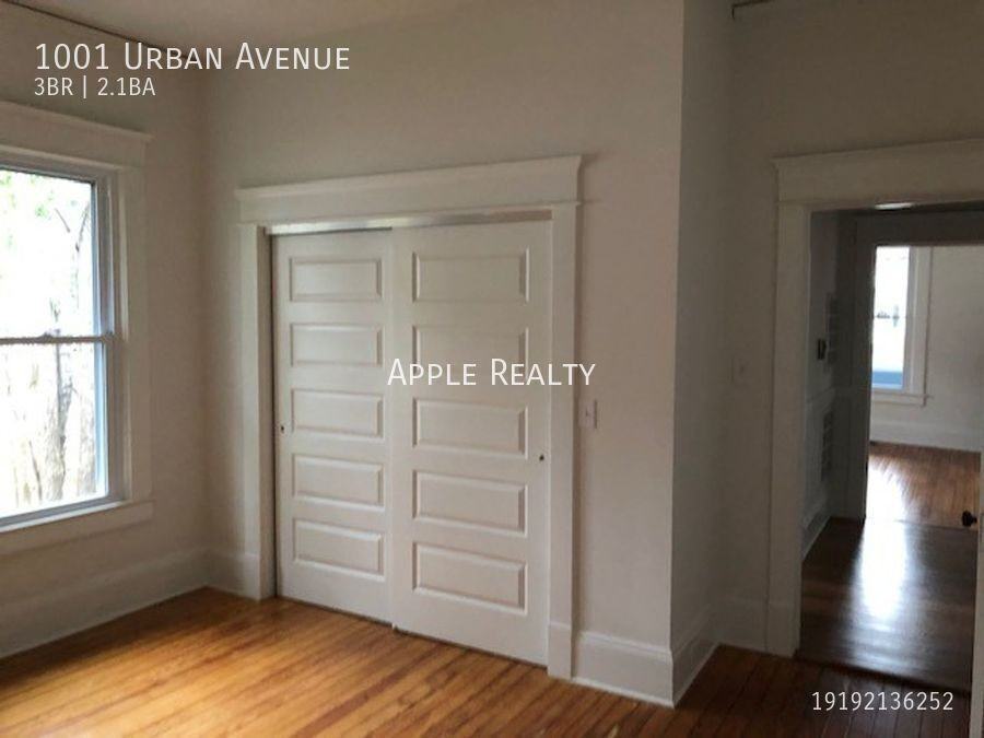 1001 Urban Ave - Photo 5 of 24