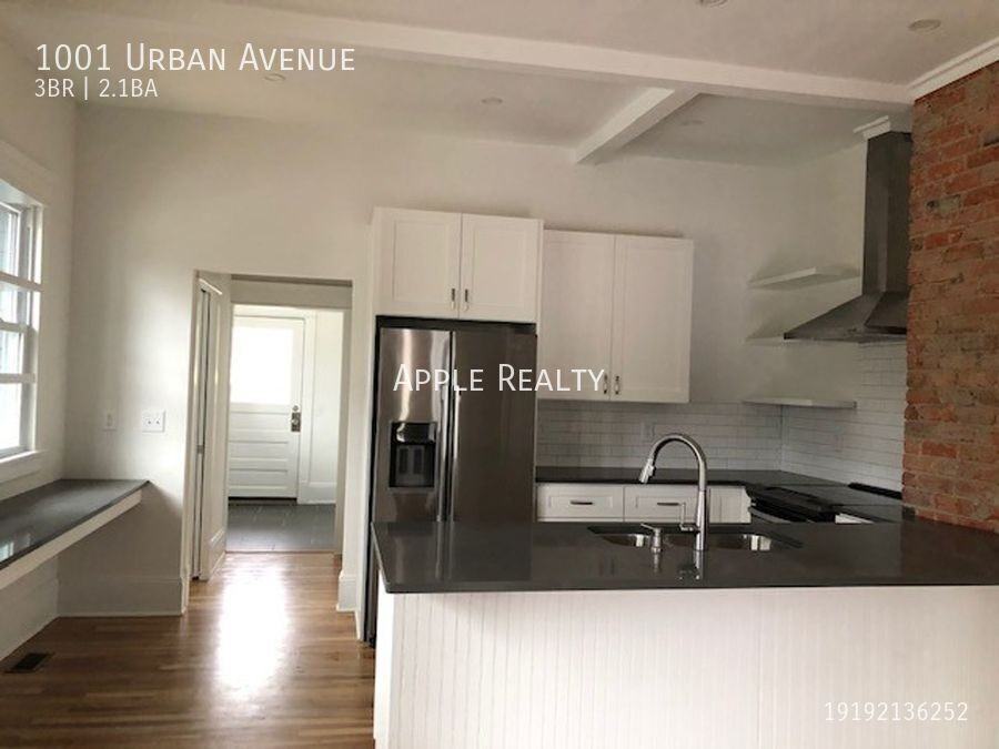 1001 Urban Ave - Photo 6 of 24