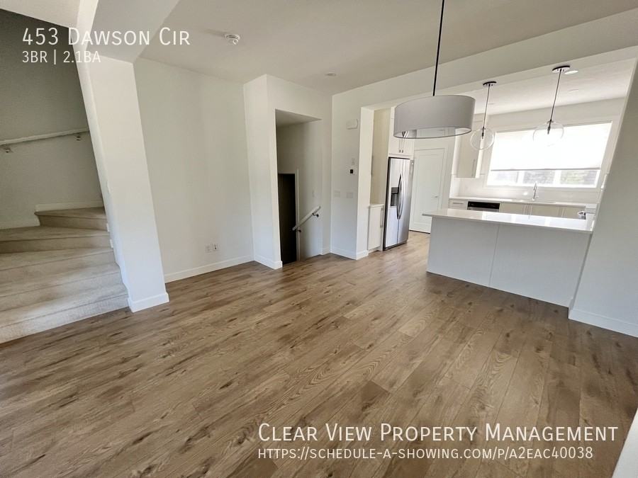 453 Dawson Cir - Photo 7 of 30