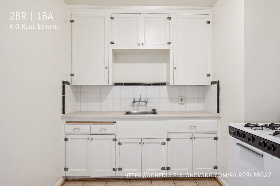 1165 N Grant St #207 - Photo 5 of 34