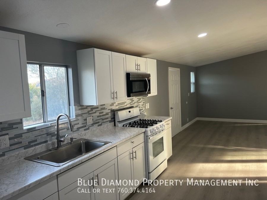 32219 Leprechaun Lane - Photo 3 of 12