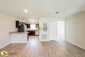 featured image of 9104 N Peachtree Way