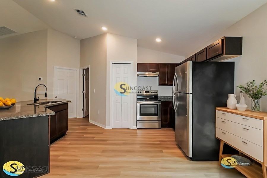 6165 East Tremont Street - Photo 5 of 22