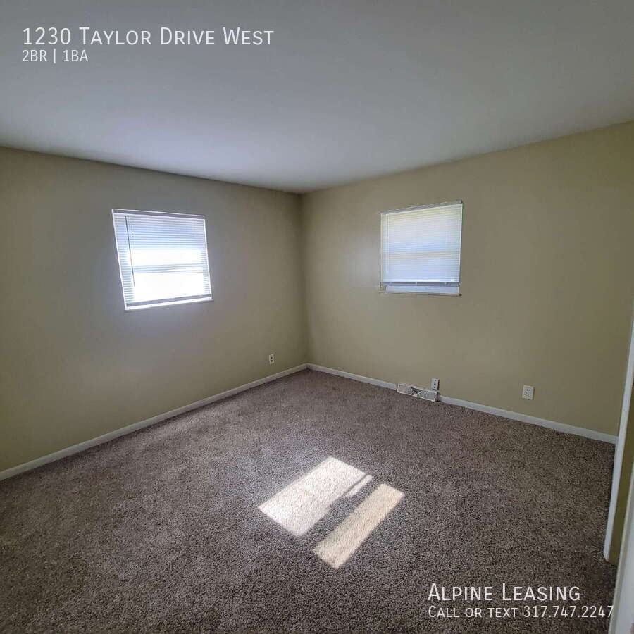 1230 Taylor Dr W - Photo 5 of 5