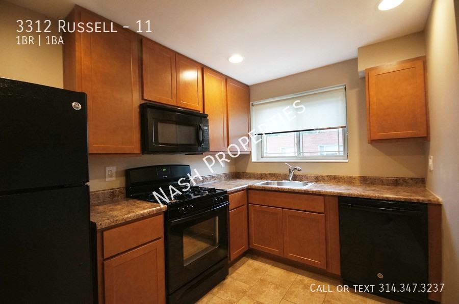 3312 Russell Blvd #11 - Photo 2 of 6