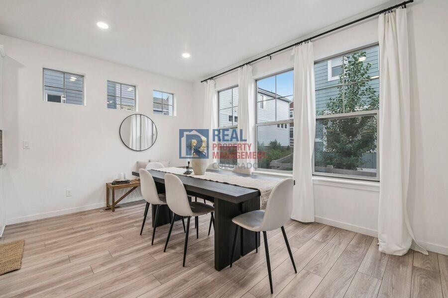 8396 Bijou Creek Ave - Photo 7 of 33