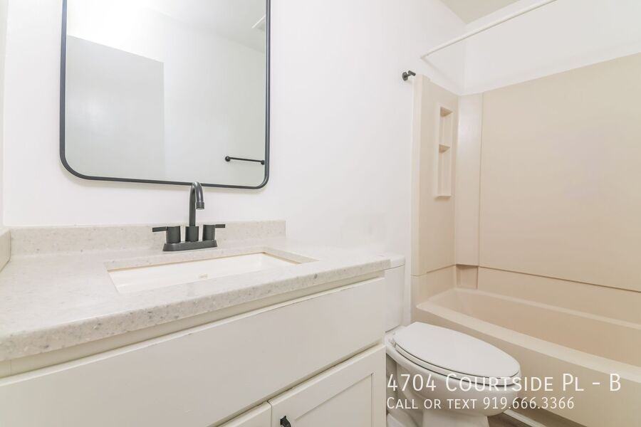 4704 Courtside Pl #B - Photo 7 of 16