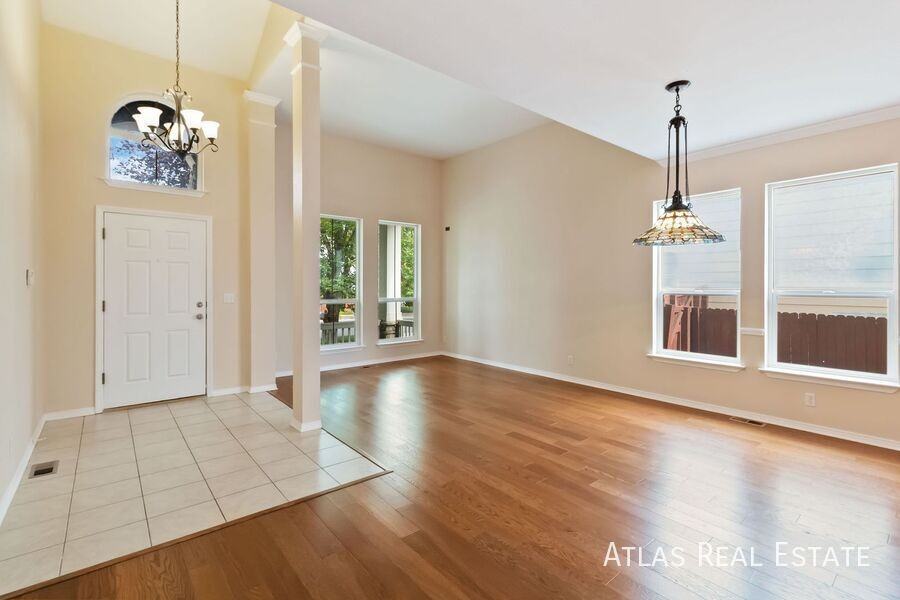 15452 East 7th Avenue - Photo 3 of 30