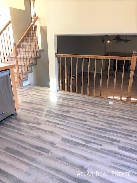 3820 Dolphin Cir - Photo 3 of 16