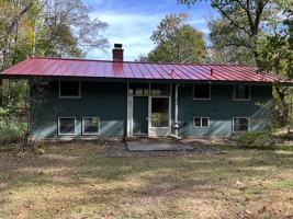 featured image of 310 Chapman Rd