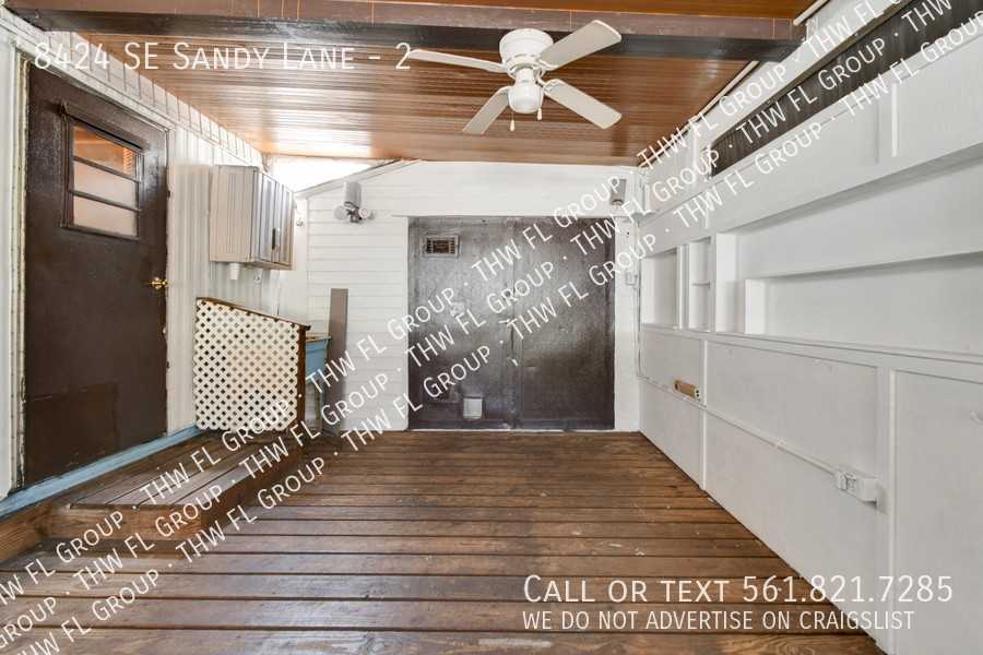 8424 Se Sandy Ln #2 - Photo 5 of 17