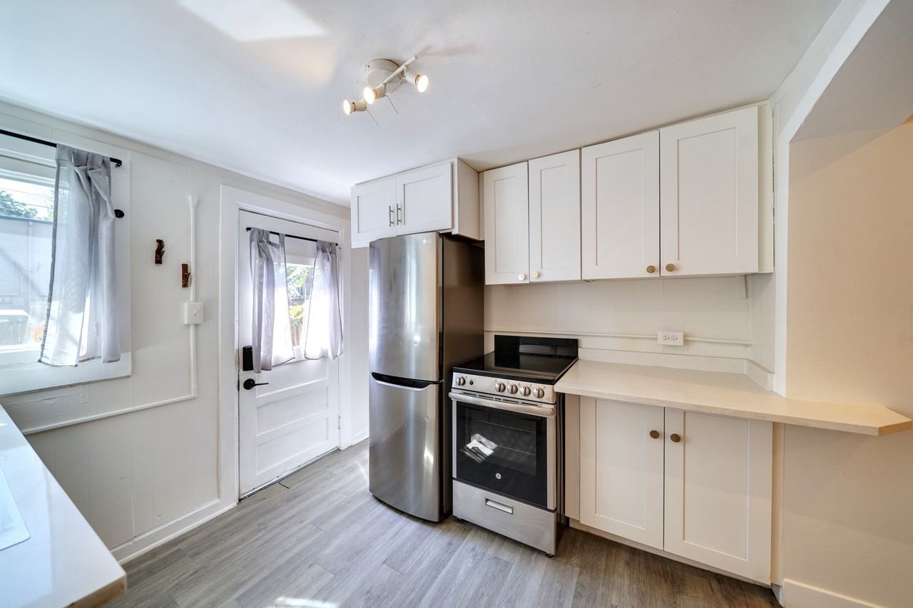 2528 W 23rd Ave #B - Photo 5 of 11