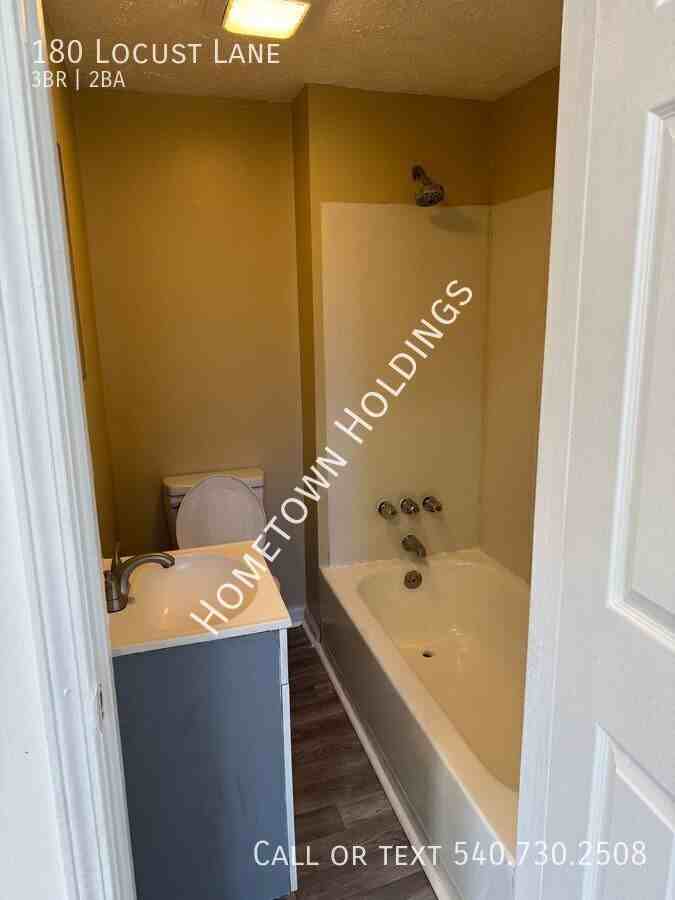 180 Locust Lane - Photo 4 of 11