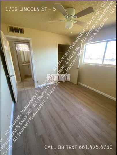 1700 Lincoln Street #5 - Photo 7 of 10