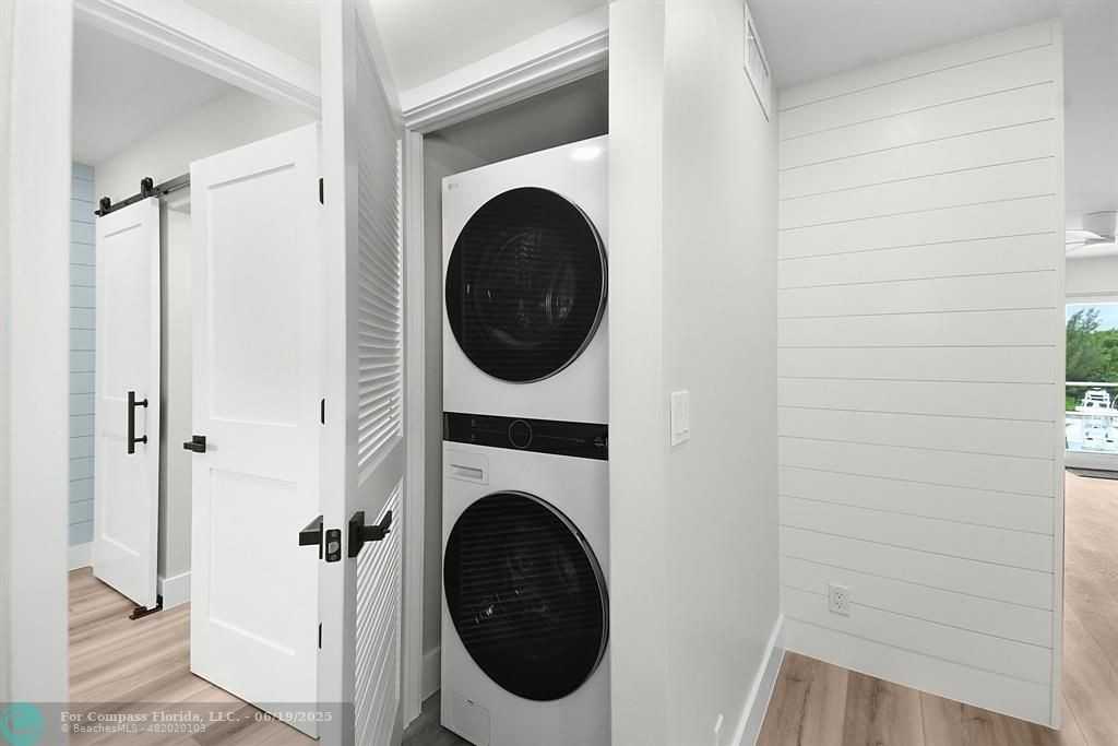 200 N El Mar Dr #200B202 - Photo 4 of 22