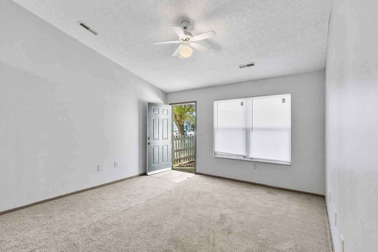 Providence Glen - Photo 4 of 25